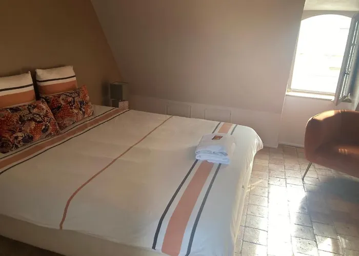 Capucine لا فْلوش